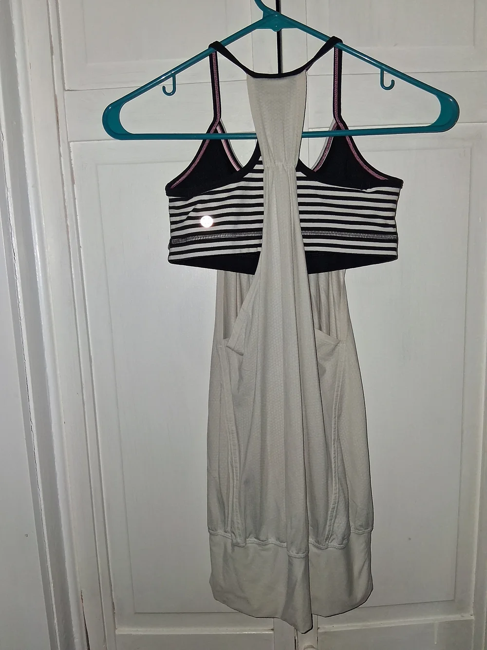 lululemon athletica White Tank with Black Stripe Shelf Bra